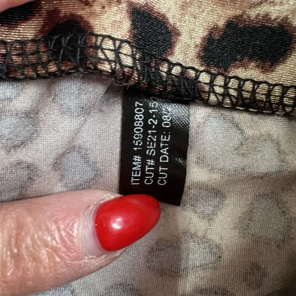 Torrid 3 3X Full Length Signature Waist Liquid Legging Animal Rainbow Stripe - Picture 8 of 11